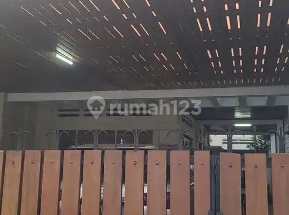 Kost pak Agus Sibayak 9