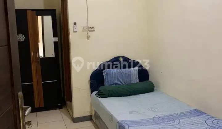 Nabila Boarding House 42 JP