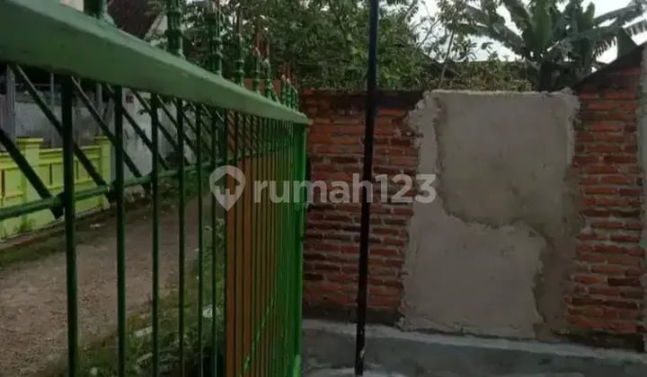 Rumah Indekos Dekat Tol Kota Baru