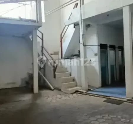 Kos khusus Pria