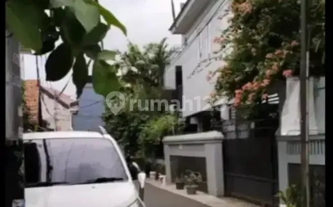 KOS TENGAH KOTA INCLUDE LISTRI KBYORN BRU, DKTPIM ,GANCYT,STRATEGIS,