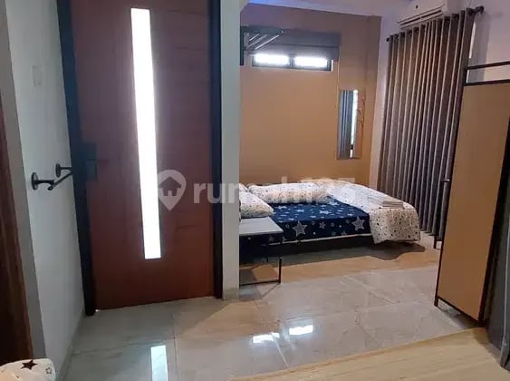 Kost Putri Mingguan D'Zamrud House Fatmwati Cilandak Citos