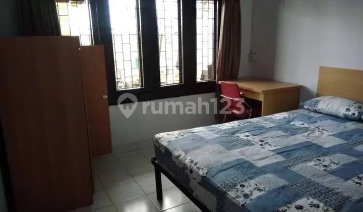 Kos BERSIH Mangga Besar IV L Aman Nyaman AC Glodok Kota Pria Wanita