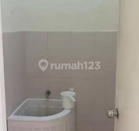 Terima Kost Pria, Nyaman, Free WiFi, Lok strategis di Pusat kota Ngawi