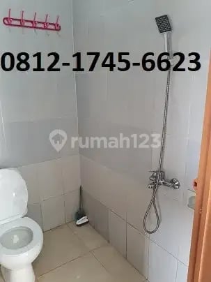 Kost Grand Galaxy AC kmr mnd dlm wifi parkir mobil