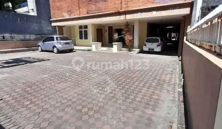 Executive Dormitory Downtown