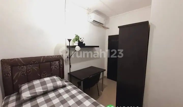 Cheap AC Boarding House with Complete Facilities near BINUS Syahdan Kijang Palmerah