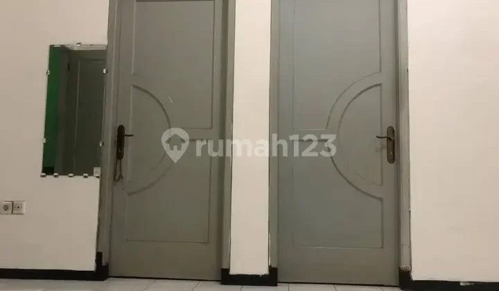 Kost Kostan Putri Kak Caca di Malang