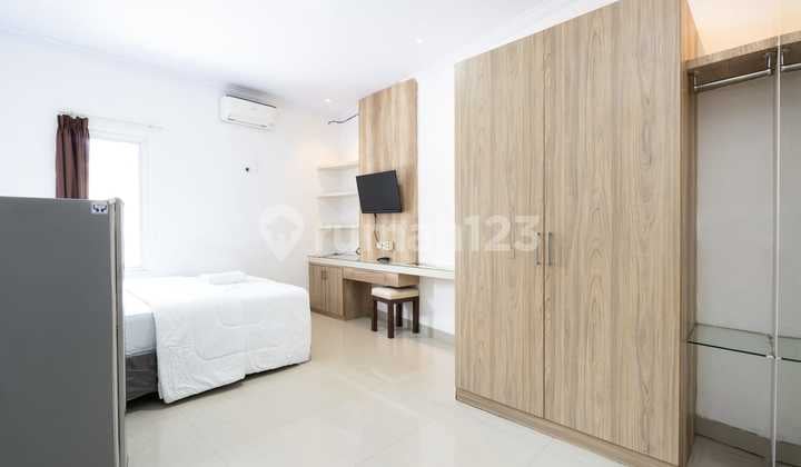 Syailendra Residence Exclusive Boarding House in Tebet, South Jakarta, Complete Facilities, 5 Minutes from KRL Tebet Station.