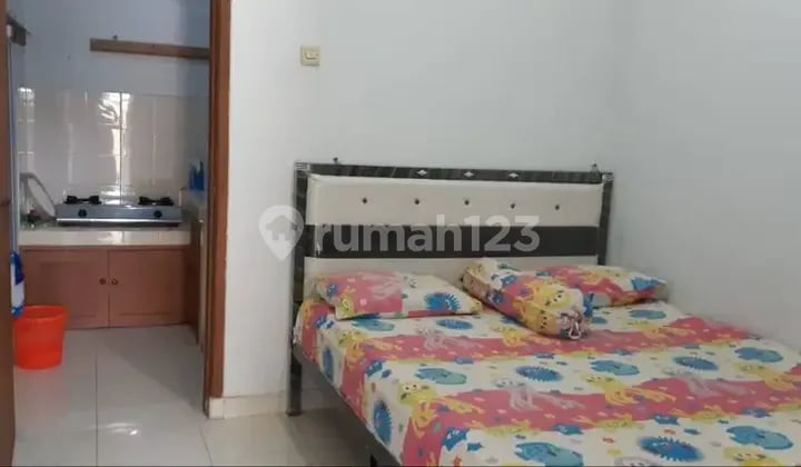 KOSAN FASILITAS LENGKAP DEKAT KAMPUS JAKARTA GLOBAL UNIVERSITY DEPOK