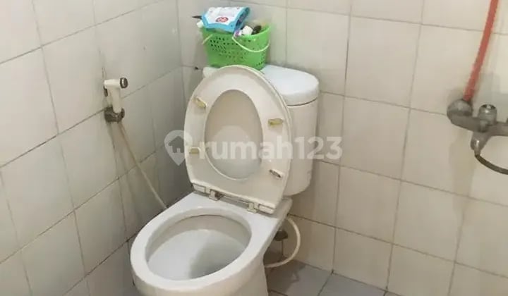 Inde kos kost stasiun buaran pondok kopi klender wifi kencang utk pria