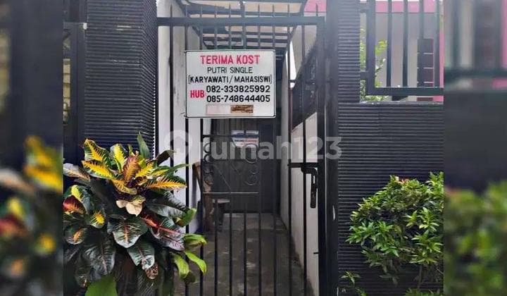 Kost Putri Tengah Kota Sawahan Surabaya