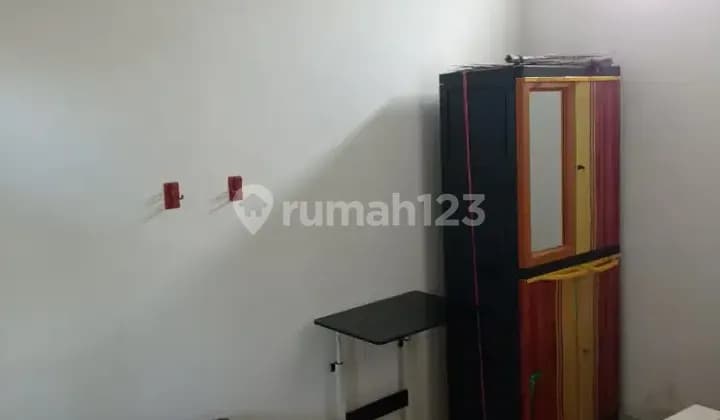 Accepting boarding for students, employees, or households.