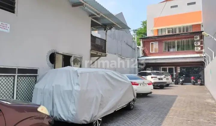 Kos harian mingguan bulanan tengah kota surabaya