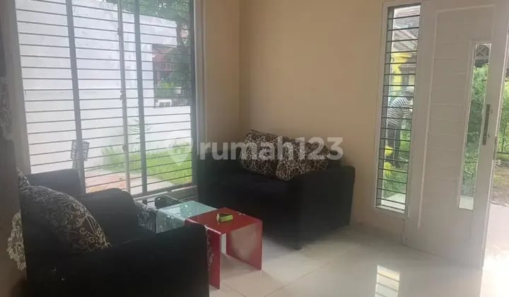 Kost Cewek Muslim Eksekutif