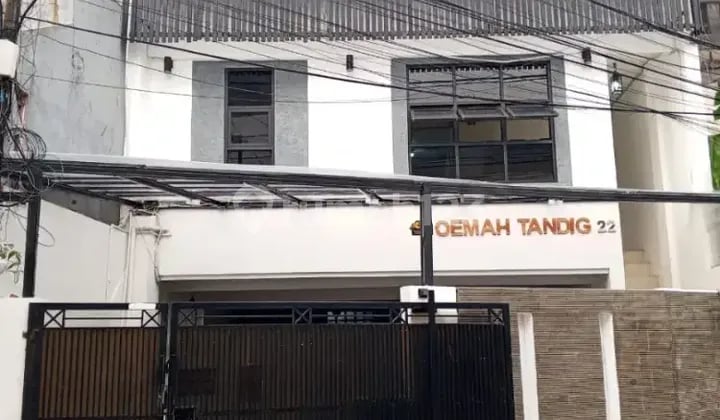 Oemah Tandig Cempaka Warna Boarding House