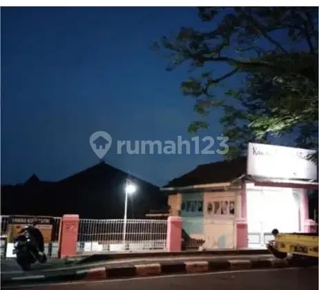 KOS CEWEK PINGGIR JALAN STRATEGIS TUMPANG RAYA 87