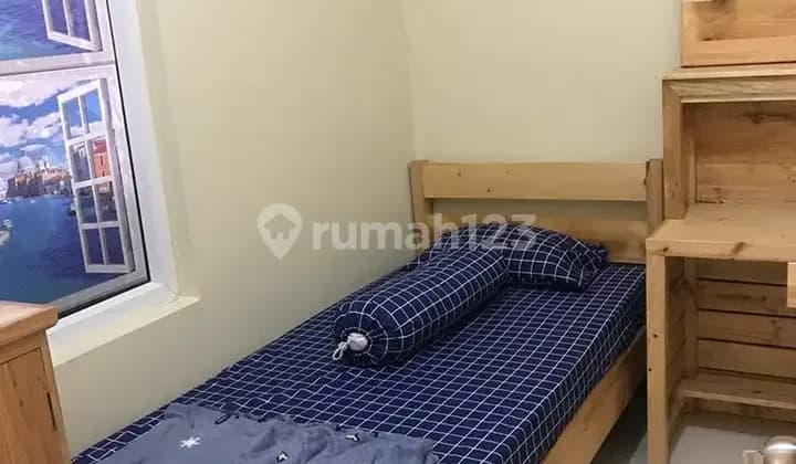 For rent: Cendrawasih boarding house near Cengkareng sports hall.