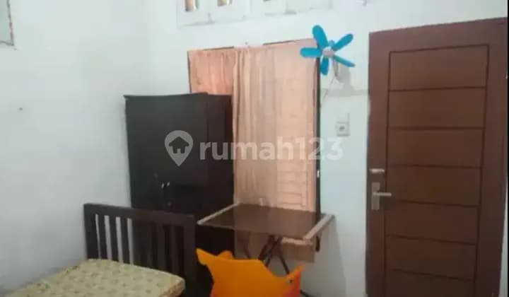 Yellow Kost Terima Sewa kost
