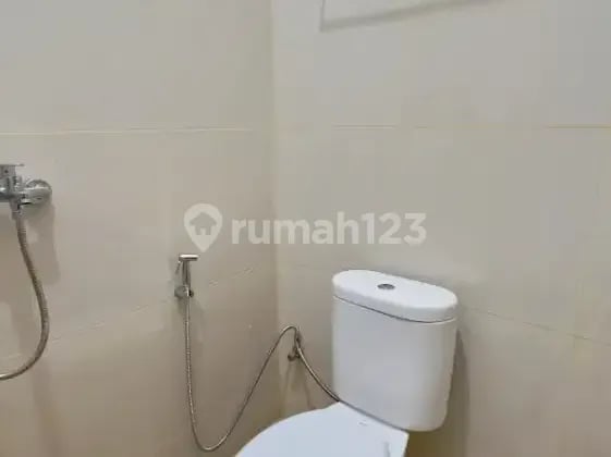 Kos baru eksklusif + balkon pribadi di tengah kota Tasikmalaya