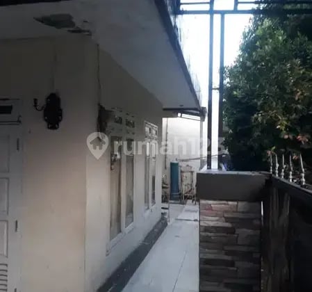 Kos putri lokasi jalan kayu putih selatan 5 no 2 pulogadung