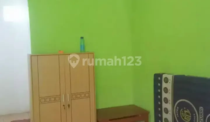 Di sewa kan kost an buat mahasiswa posisi dekat kampus telkom