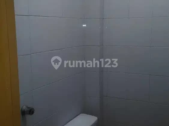 Kost Karyawan/Mahasiswa -fasilitas Lkp di Cempaka Putih - Jakarta Pst