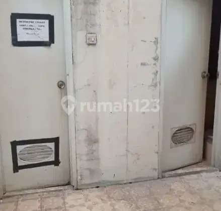 Kostan khusus wanita