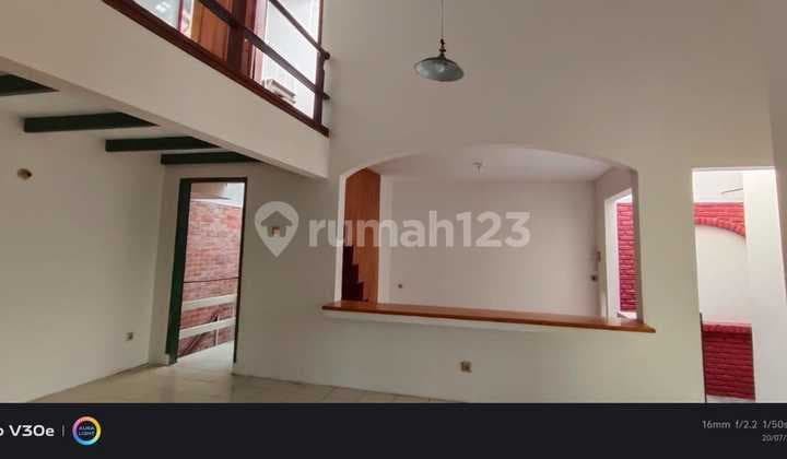 Jual Ruko 2 Lantai Terawat Siap Huni di Kopo Permai Lokasi Strategis Harga Nego