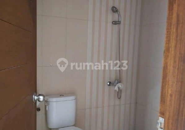 Rumah Baru Renov, Bagus, Nyaman dan Siap Tinggal di Taman Kopo Indah. 2. Harga Nego