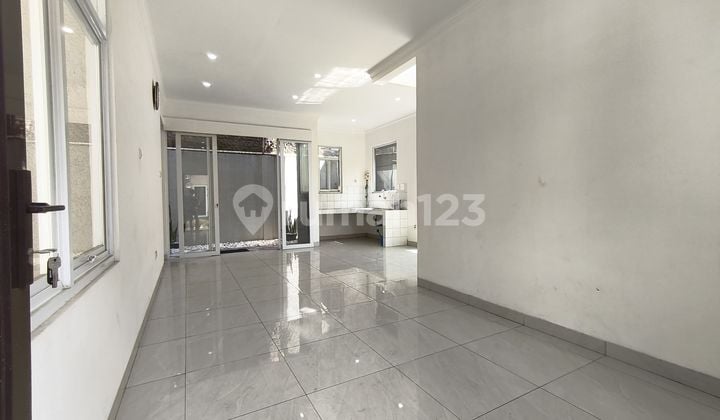 Sale rumah baru harga ramah di kantong di KOPO PERMAI