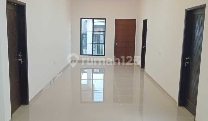 Jual rumah bagus baru renov di kopo permai 3 cluster harga nego