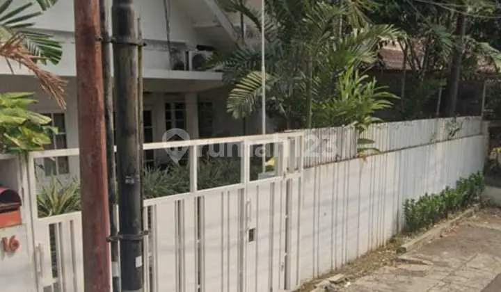 House for Sale in Panglima Polim, South Jakarta
