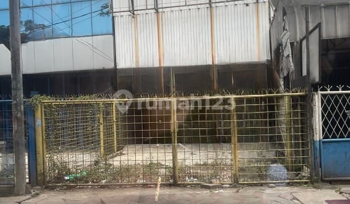 Disewakan Ruko Dijalan Raya Besar Cimone