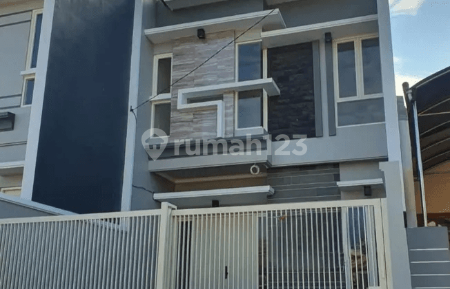 Rumah baru Gress 2 lantai Minimalis Modern di Nginden Intan Timur row jalan lebar