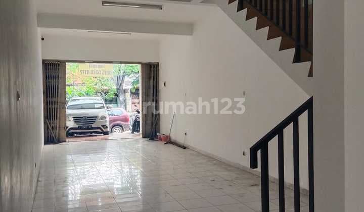 Ruko Gayungsari Surabaya 2 Lantai Hdp Jalan Kembar Ada Income 150jt Cocok Utk Kantor, Klinik, Cafe Resto dll