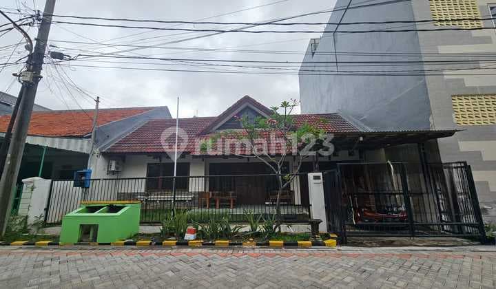 Rumah Medokan Asri Surabaya Timur 2 Lantai 450m2 Siap Huni 5 Menit Ke UPN, MERR & Rs.Eka Candrarini