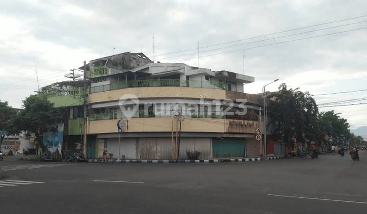 Ruko 1 lantai siap Omset di Pusat Bisnis Jalan Majapahit Kota Mojokerto