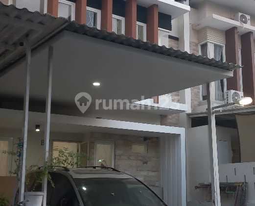 Rumah Apik Terawat Siap Huni di Perumahan Wisata Semanggi dekat Merr