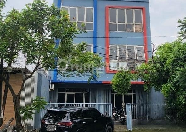 Ruko 3 lantai Pusat Kota Nol jalan Raya Ngagel Madya kondisi istimewa