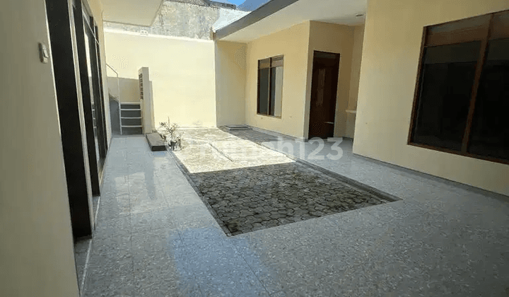 Rumah Siap Huni Hanya Renov Minim, Perum. Manyar Kartika Lingkungan Elite Nyaman