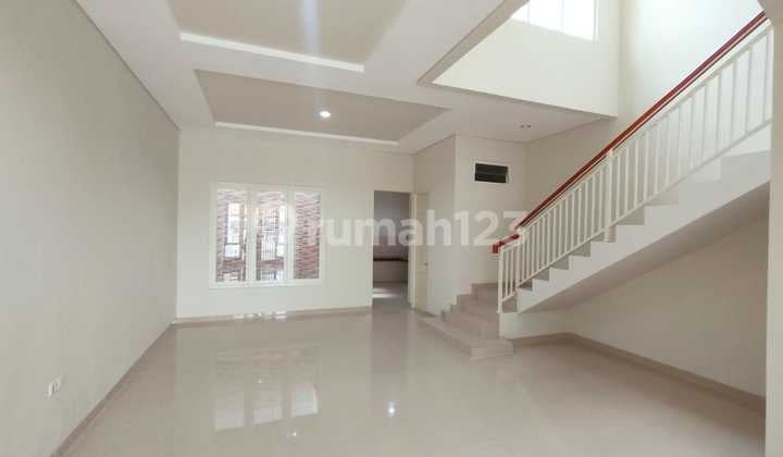 Rumah Baru Gress Siap Huni di Manyar Tirtoyoso Pusat Kota