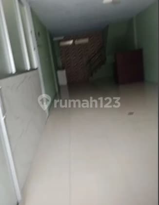 Ruko Siap Pakai di Tangerang Lokasi Dekat Jalan Raya