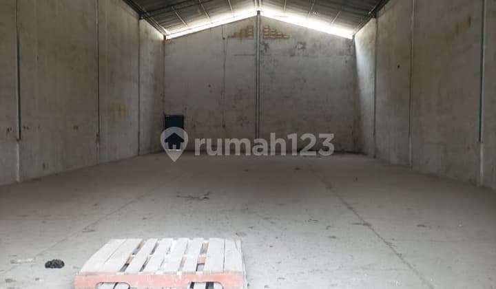 Gudang Siap Pakai di Kamal Indah Kalideres Jakarta Barat Nego