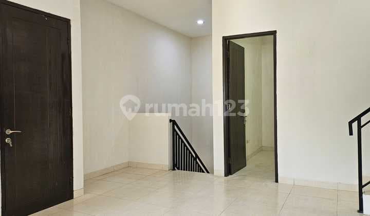Rumah Hunian 2 Lantai Siap Huni di Citra 2 EXT Jakarta Barat Nego