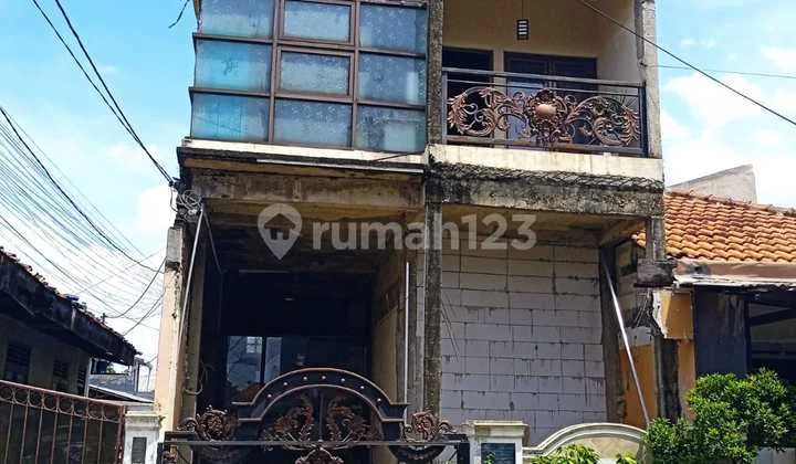 Dijual Rumah Murah Dari Harga Pasaran! Lokasi Nyaman & Strategis.(Via Lelang)