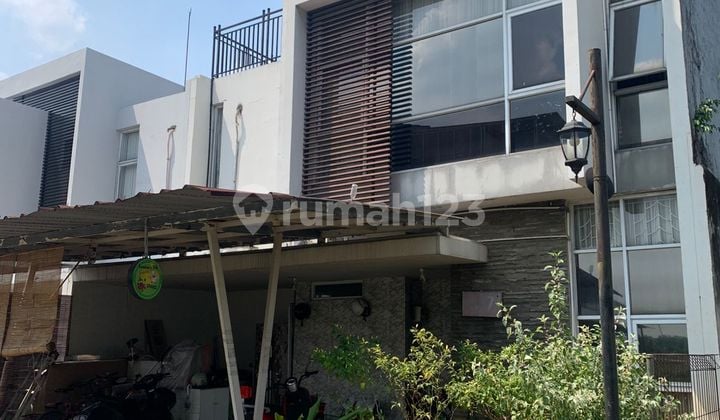 Dijual Rumah di Lumina Hills 2,5 Lantai, LB 140M+, Dekat LRT, Tsm Cibubur, 1,2M All In!