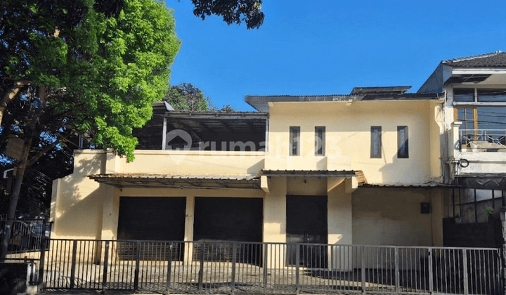 Business Property on the Main Road of Sarijadi, Bandung, Near Maranatha