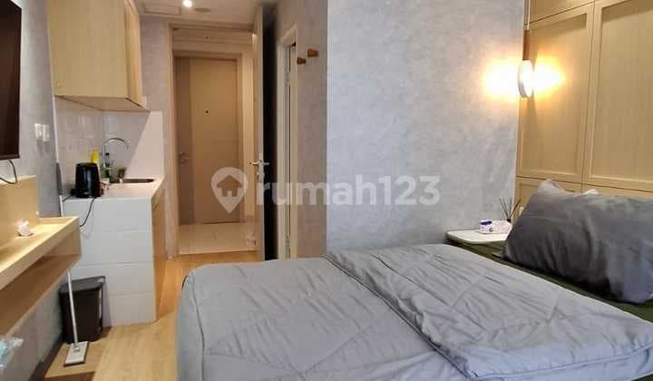 Affordably Priced Tokyo Riverside Apartment for Sale