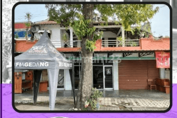 Sweet Residential Home with a Bonus Business Space by the Sragen Roadside.